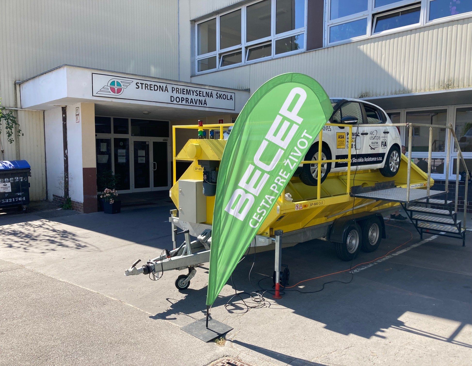 simulátor vo Zvolene.jpg